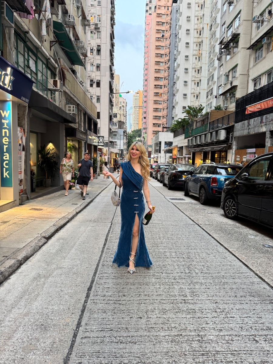 Sau Lee Off the shoulder Blue Velvet Gown