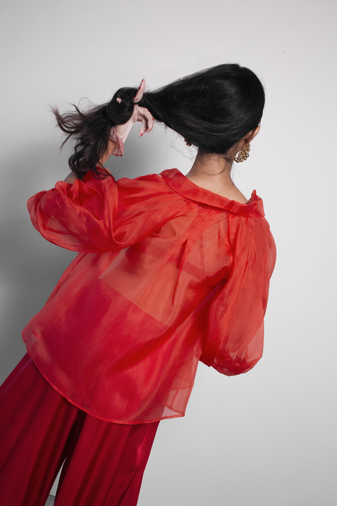 ORGANZA PUFF SLEEVE BLOUSE