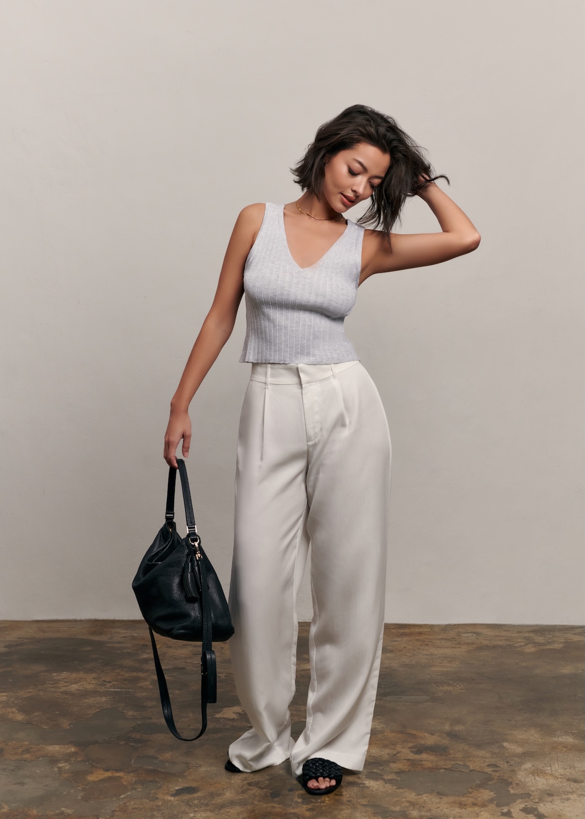 Lara V-neck Tank Top - Grey
