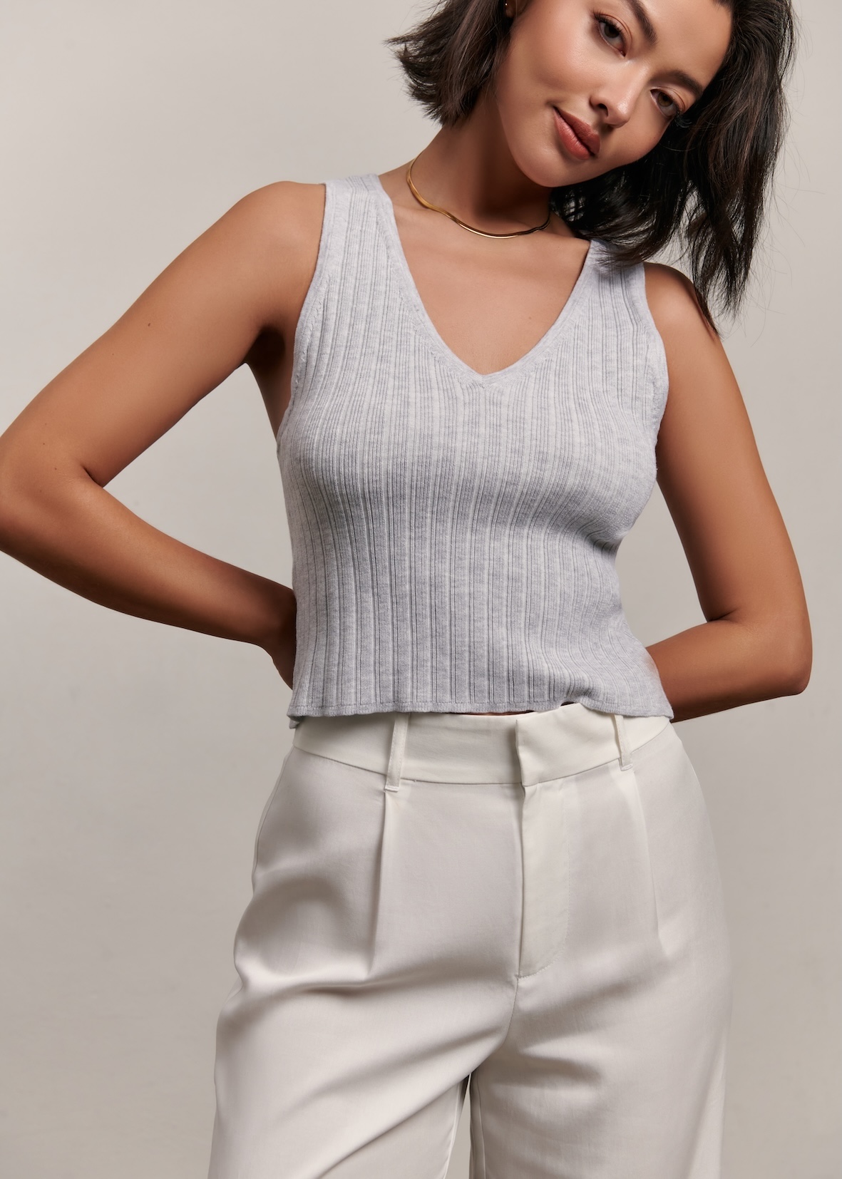 Lara V-neck Tank Top - Grey